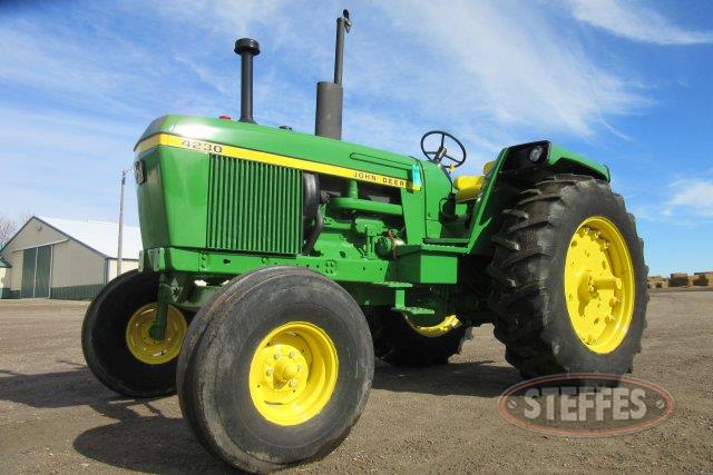  John Deere 4230_0.JPG